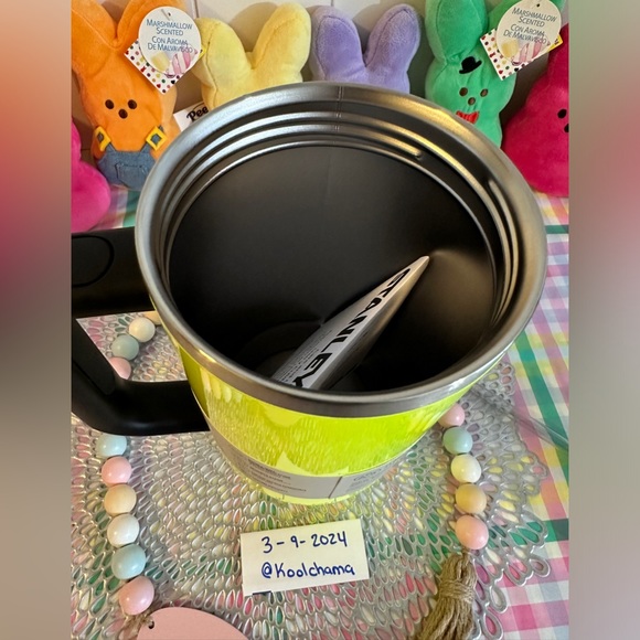 Unreleased 40oz Neon Yellow Stanley
Tumbler - Picture 4 of 7